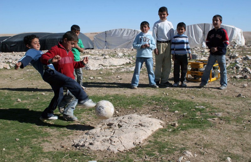 After cutting school transport in the Bedouin village of Bir Hadaj, Israeli court orders education ministry to backtrack following Adalah’s legal action
